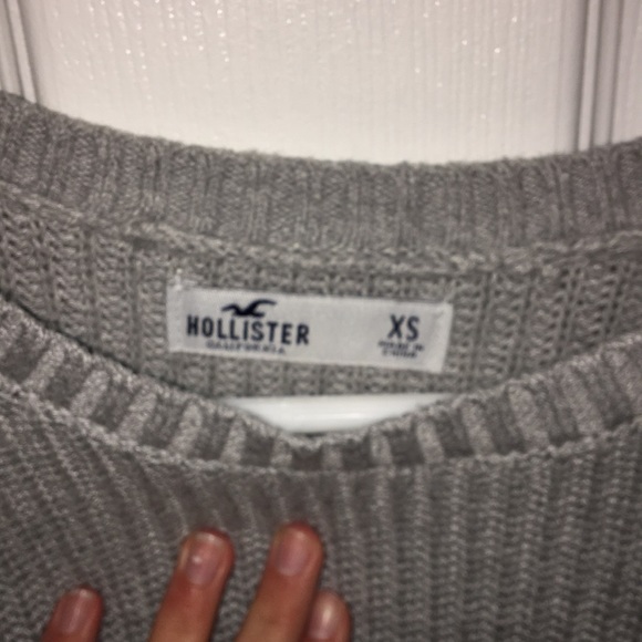 hollister grey sweater - Picture 3 of 3